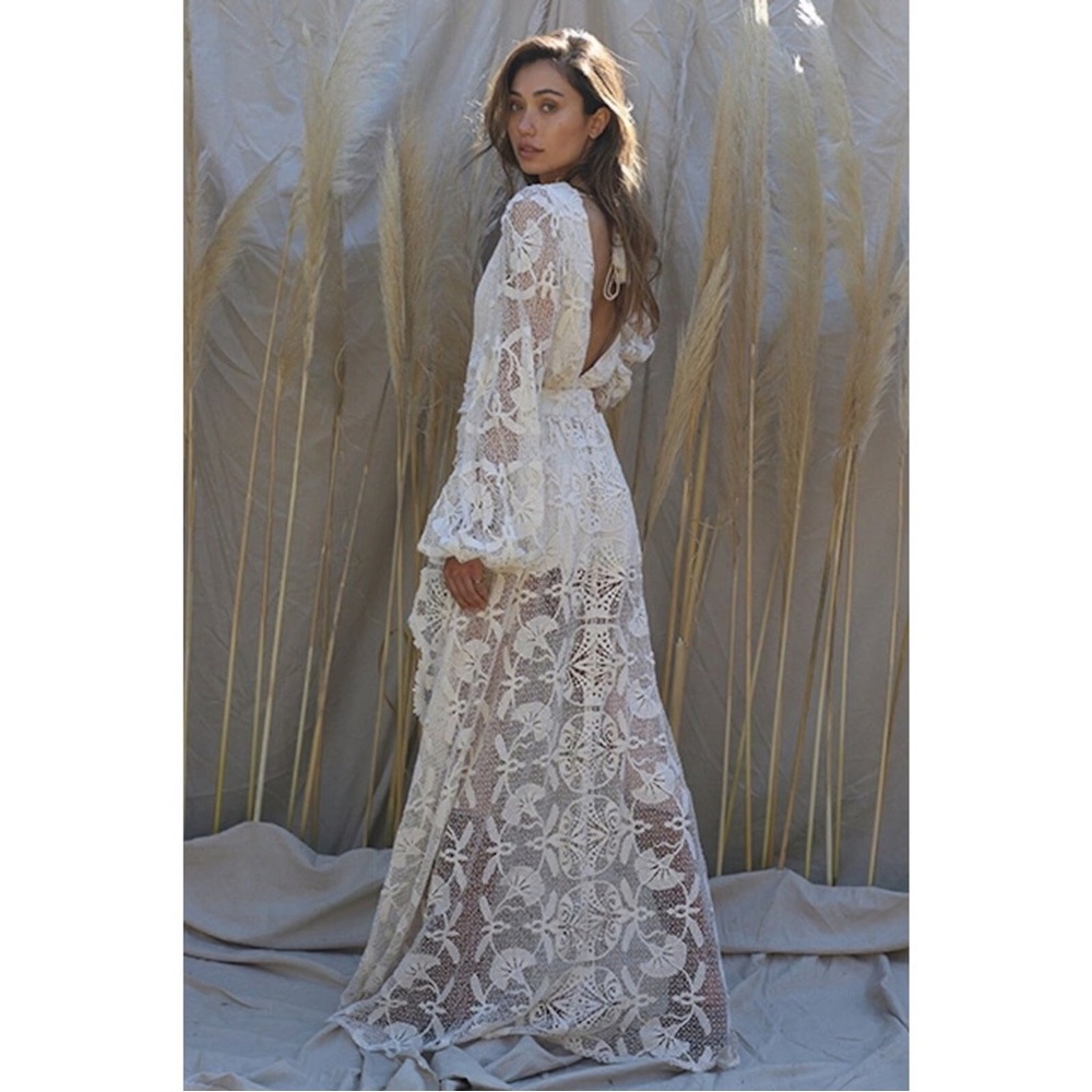 Jen's Pirate Booty Cream Lace Dress